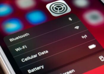Apple Fixes an Old IOS Bug That Let Nearby Wireless Routers Gather Real Mac Addresses