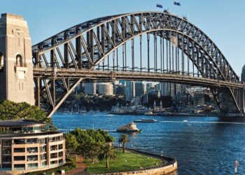 Cybersecurity Breach Paralyzes Key Australian Ports: National Response Initiated